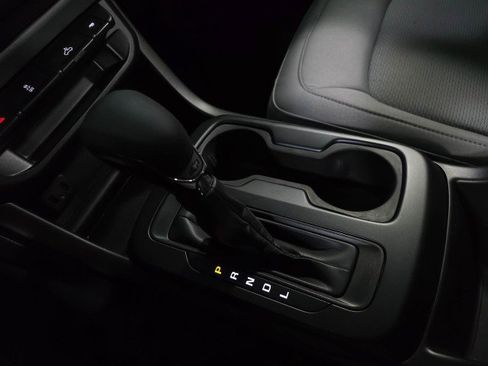 Used 2022 Chevrolet Colorado W/T w/ Custom Special Edition image 26