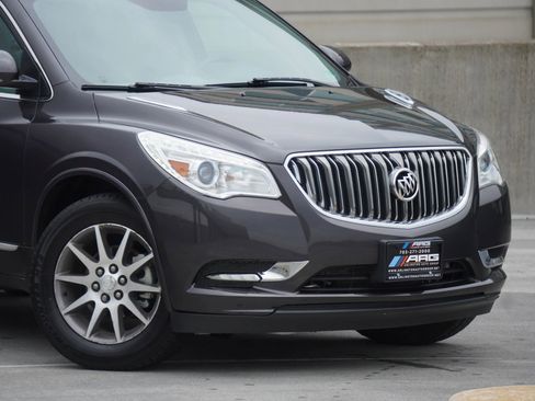 Used 2017 Buick Enclave Convenience image 6