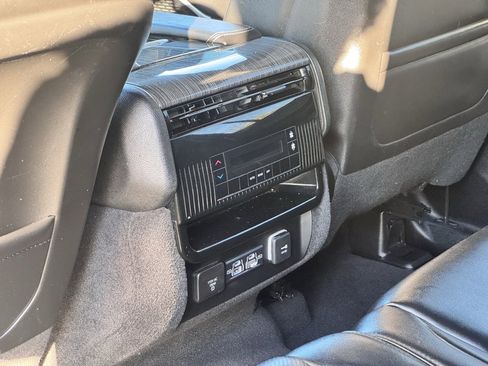 Used 2022 Jeep Wagoneer Series II image 22