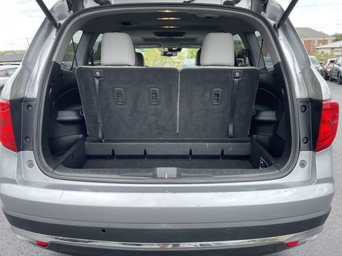 Used 2016 Honda Pilot Touring image 40
