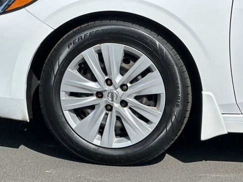 Used 2021 Nissan Sentra S FWD image 23