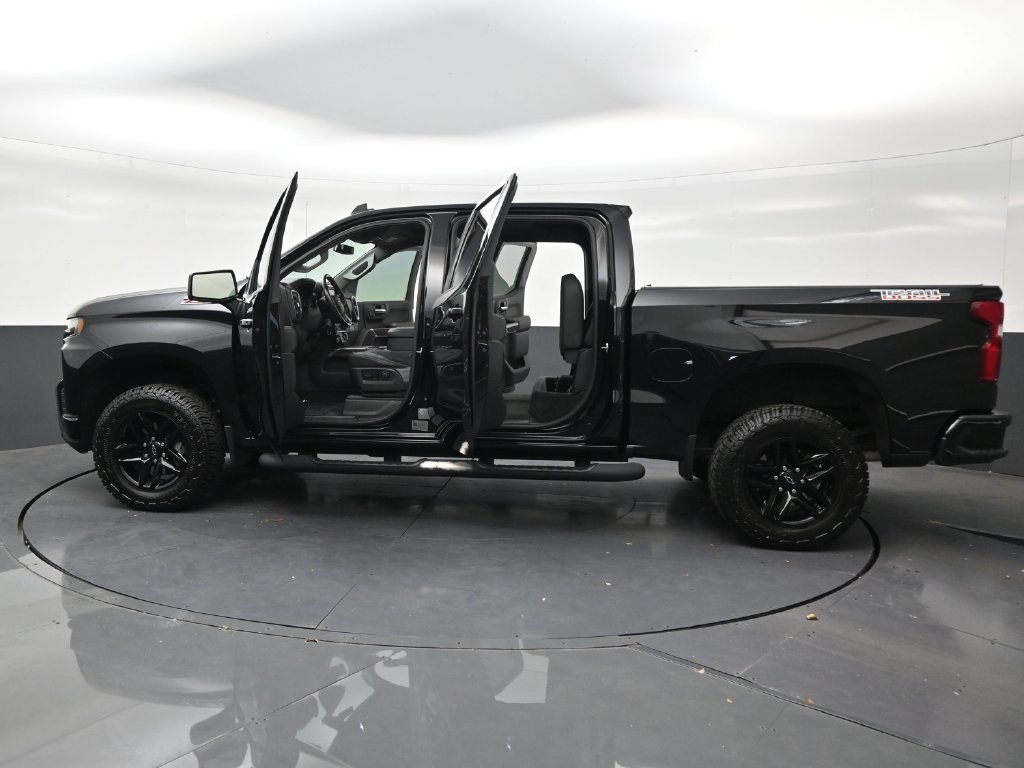Used 2021 Chevrolet Silverado 1500 LT Trail Boss w/ Convenience Package II AWD/4WD image 30