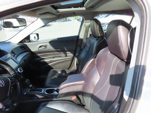 Used 2021 Acura ILX w/ Premium Package image 29