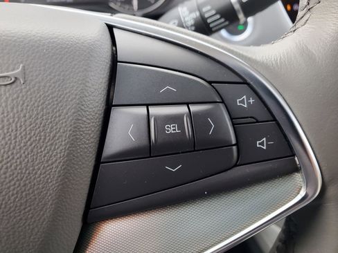 Certified 2023 Cadillac XT5 Premium Luxury w/ LPO, Floor Liner Package image 25