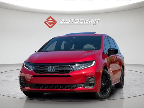 Used 2025 Honda Odyssey Sport-L image 1