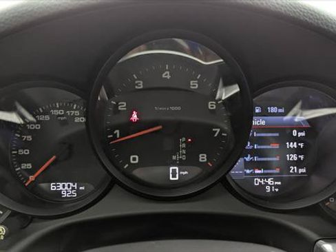 Used 2018 Porsche 911 Carrera RWD image 22