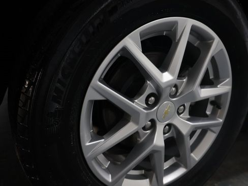 Used 2022 Chevrolet Equinox LS w/ LS Convenience Package image 28