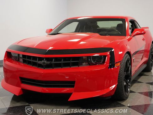 Used 2010 Chevrolet Camaro SS w/ RS Package image 18