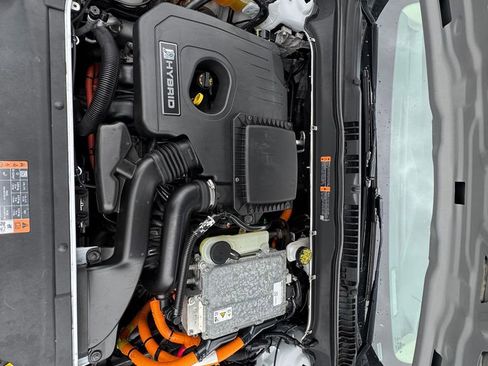 Used 2020 Ford Fusion SE image 12