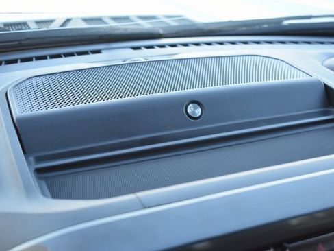 Used 2021 Ford F150 Lariat w/ Equipment Group 502A High image 26