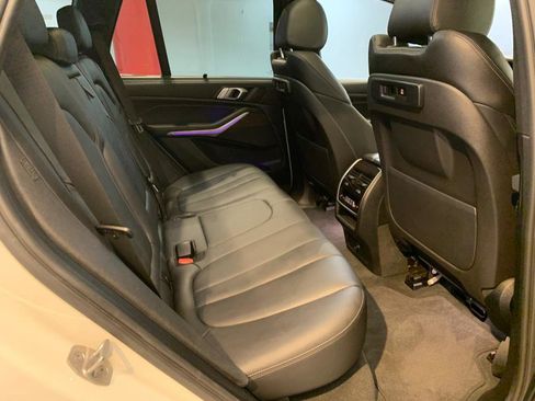 Used 2022 BMW X5 xDrive40i w/ Premium Package image 61