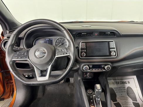 Used 2020 Nissan Kicks SR w/ SR Premium Package image 3