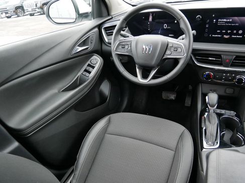 Used 2025 Buick Encore GX Preferred image 13