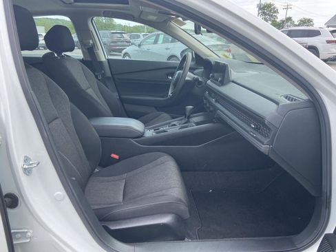 Used 2024 Honda Accord EX image 16