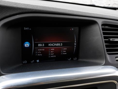 Used 2015 Volvo S60 T5 Premier image 22