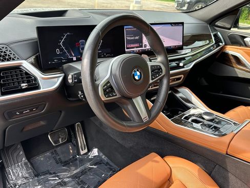 Used 2025 BMW X6 xDrive40i AWD/4WD image 25