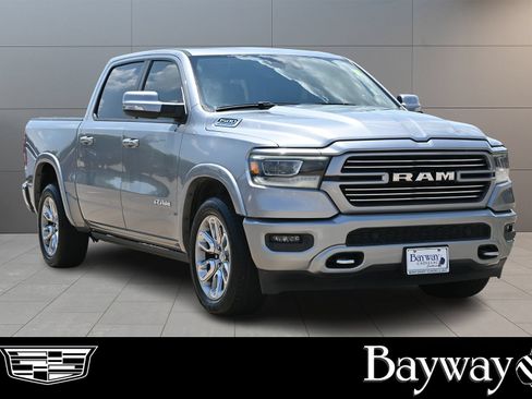 Used 2021 RAM 1500 Laramie w/ Laramie Southwest Edition RWD image 4