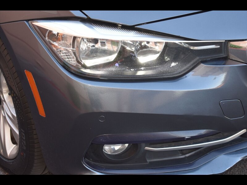 Used 2017 BMW 330i Sedan RWD image 43