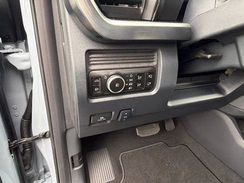 New 2026 Ford F250 Lariat image 33