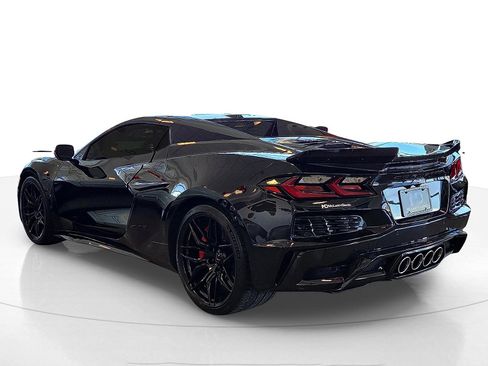 Used 2023 Chevrolet Corvette Z06 image 3