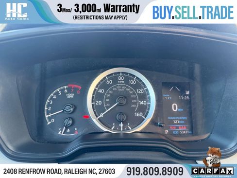 Used 2021 Toyota Corolla LE image 28