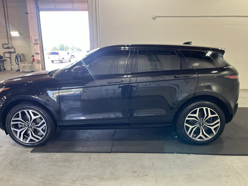 Used 2023 Land Rover Range Rover Evoque S AWD/4WD image 9