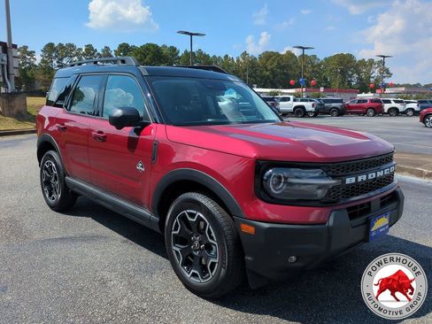 New 2025 Ford Bronco Sport Outer Banks w/ Outer Banks Tech Package+ AWD/4WD image 9