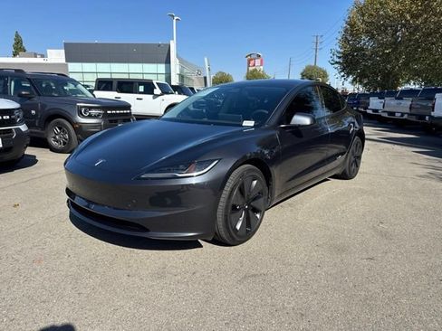 Used 2025 Tesla Model 3 Long Range RWD image 1
