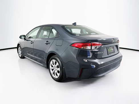 Used 2025 Toyota Corolla LE image 5