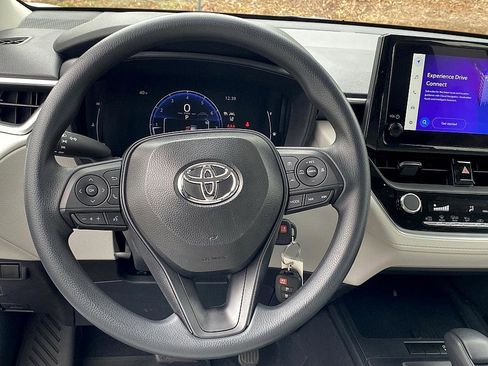 Certified 2026 Toyota Corolla Cross L image 22