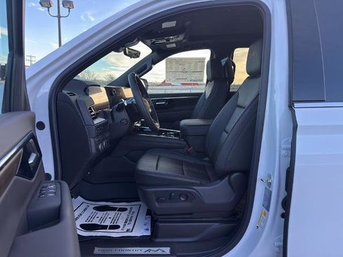 New 2026 Chevrolet Tahoe High Country image 18