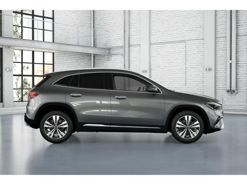 New 2026 Mercedes-Benz GLA 250 GLA 250 image 2