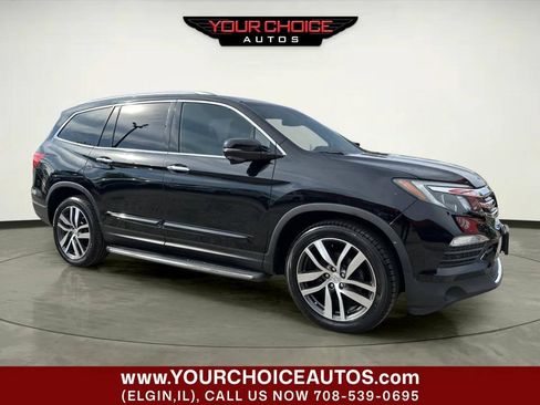 Used 2017 Honda Pilot Touring image 7