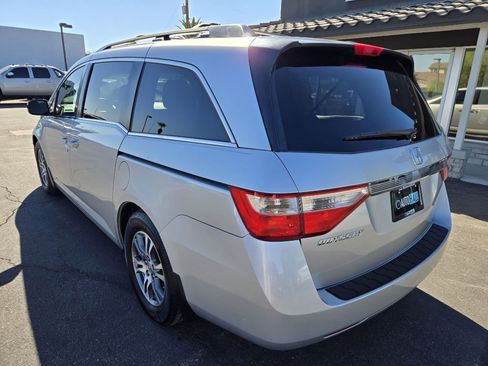 Used 2011 Honda Odyssey EX image 3