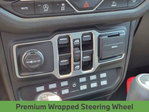 Used 2024 Jeep Wrangler Unlimited Sport AWD/4WD image 18