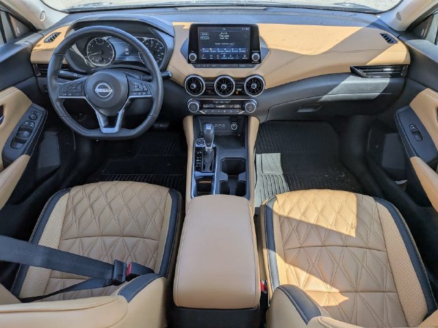 Used 2025 Nissan Sentra SV w/ SV Premium Package FWD image 15