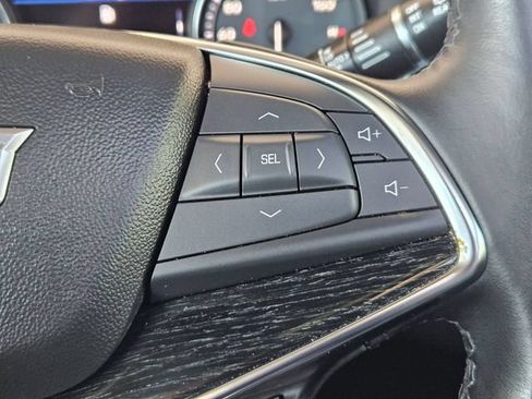Certified 2023 Cadillac XT5 Premium Luxury w/ Technology Package FWD image 12