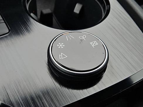 Certified 2023 Nissan Rogue S image 23