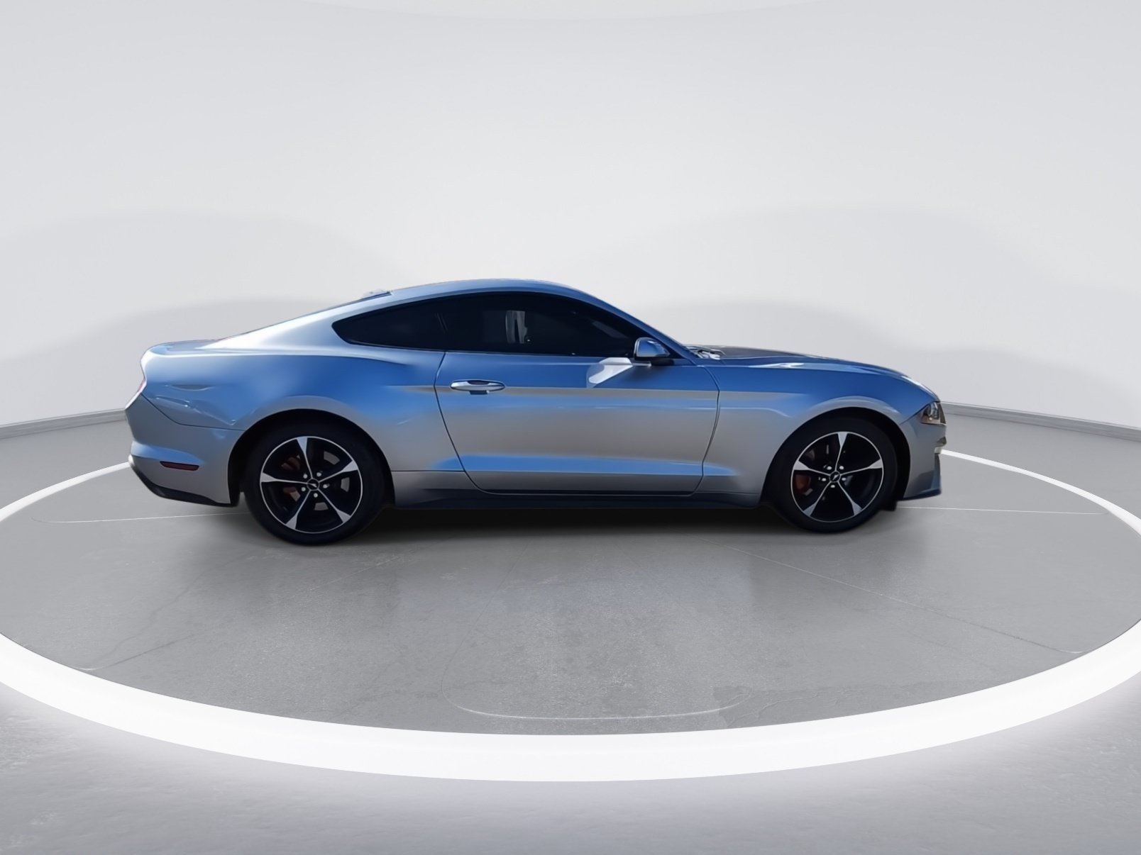 Used 2020 Ford Mustang Coupe RWD image 5