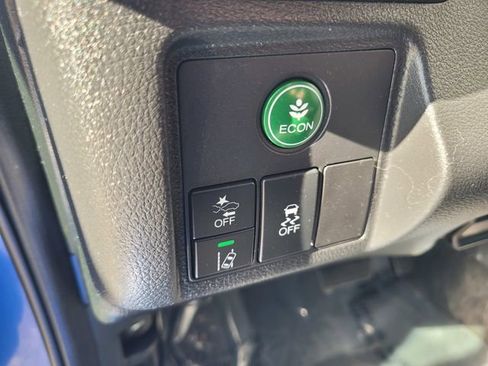 Used 2021 Honda HR-V EX image 19