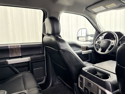 Used 2018 Ford F250 Lariat w/ Lariat Ultimate Package image 54