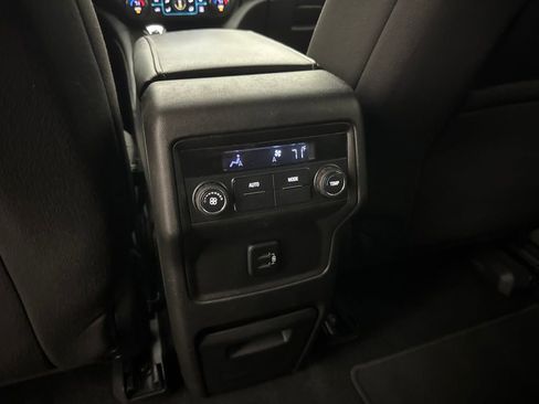 Used 2017 GMC Acadia SLE FWD image 36