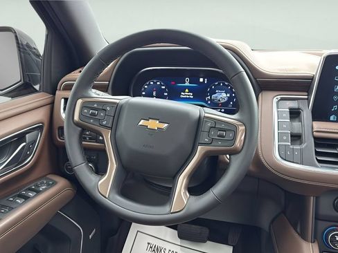 Used 2023 Chevrolet Tahoe High Country w/ LPO, Illumination Package AWD/4WD image 18