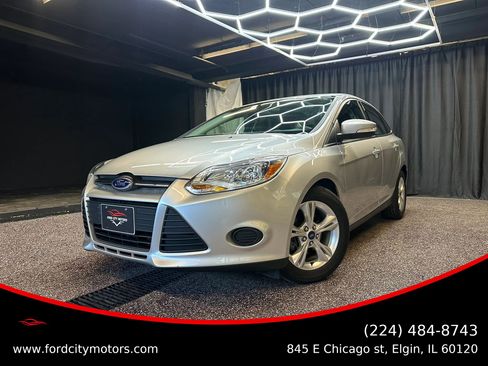 Used 2013 Ford Focus SE image 1
