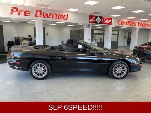 Used 2002 Chevrolet Camaro Z28 w/ SS Performance/Appearance Pkg RWD image 2