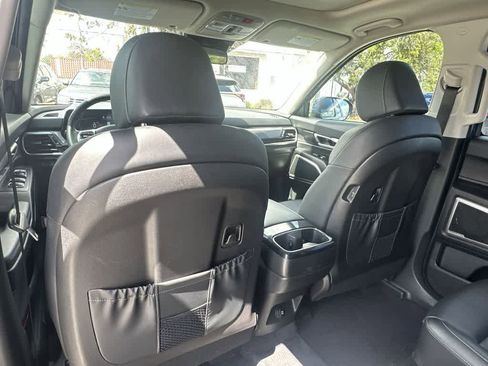 Certified 2023 Kia Telluride S w/ S Sunroof Package image 23