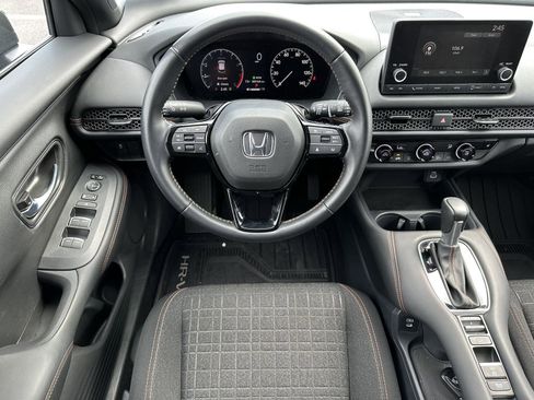 Certified 2025 Honda HR-V Sport image 12