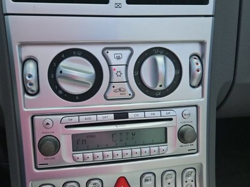 Used 2005 Chrysler Crossfire Limited RWD image 23