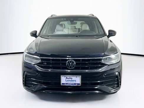 Used 2022 Volkswagen Tiguan SE R-Line AWD/4WD image 2