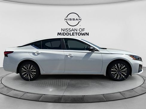 New 2026 Nissan Altima 2.5 SV FWD image 6